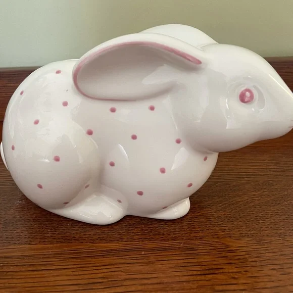 COPY - Tiffany’s rabbit bank EUC - Picture 4 of 6